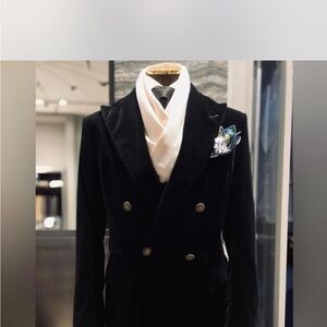 Tom Ford Black Velvet Double-Breasted Tuxedo